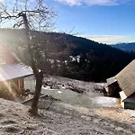 Dom wakacyjny Przysiółek Flądrówka - Dom Na Odludziu Z Widokiem Na Gorce I Tatry
