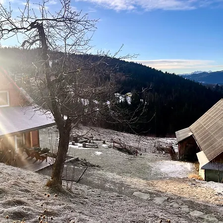 Dom wakacyjny Przysiółek Flądrówka - Dom Na Odludziu Z Widokiem Na Gorce I Tatry